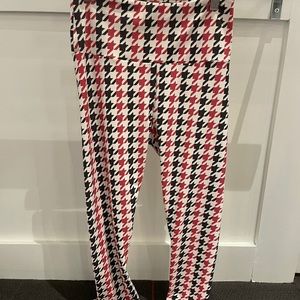 NWT goldsheep houndstooth current season
